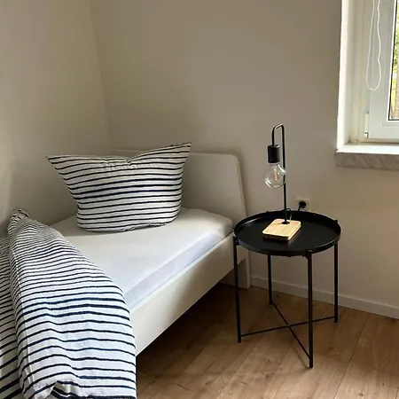 Monteurwohnung I Wlan I Einzelbetten Apartmán